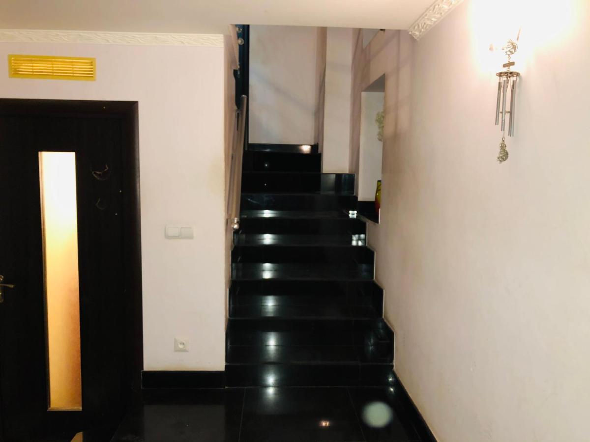 Sev Group Hostel Erivan Exterior foto